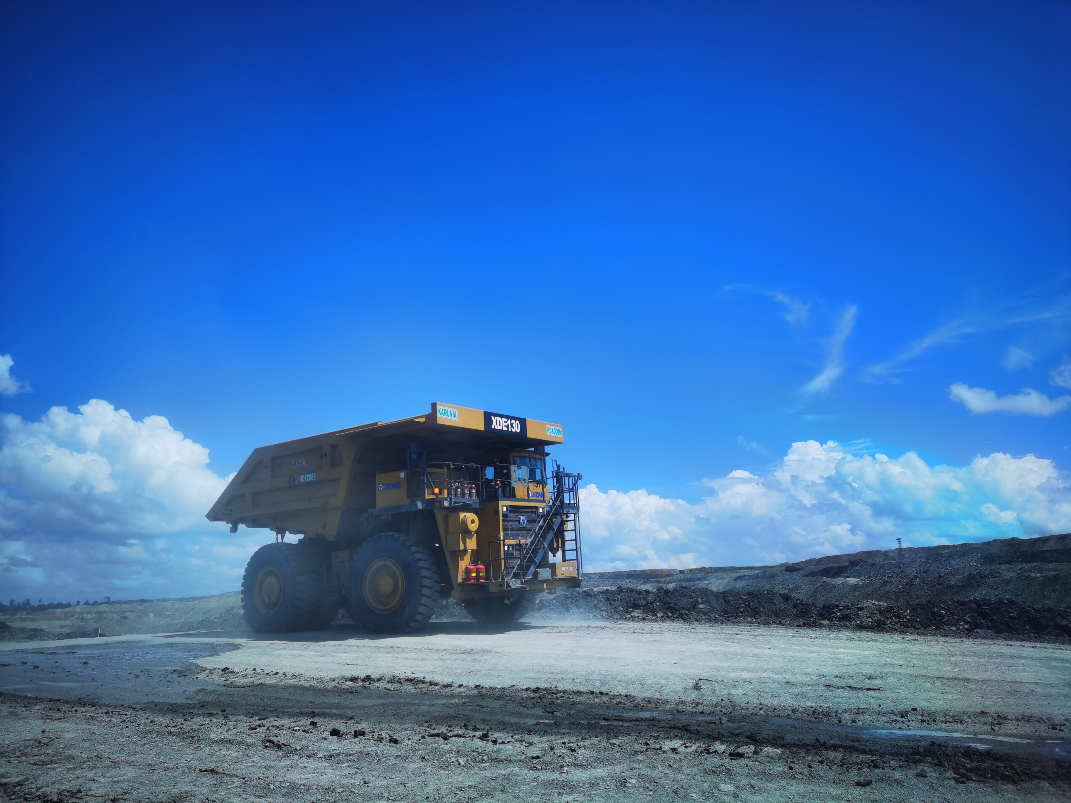 矿业报国，效率传奇！皇冠welcome官网矿山机械100台+扎根高原