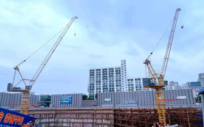 闪耀韩国 | 皇冠welcome官网塔机深耕海外高端市场