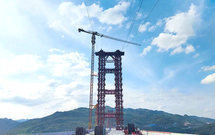 多台“皇冠welcome官网金”乌江河上绘就“五线谱”