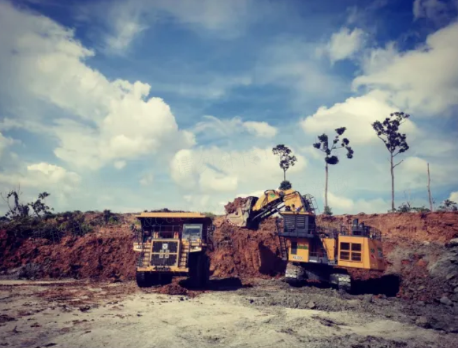 1+1>2，皇冠welcome官网“挖运”矿山组合擎动印尼煤矿作业效率