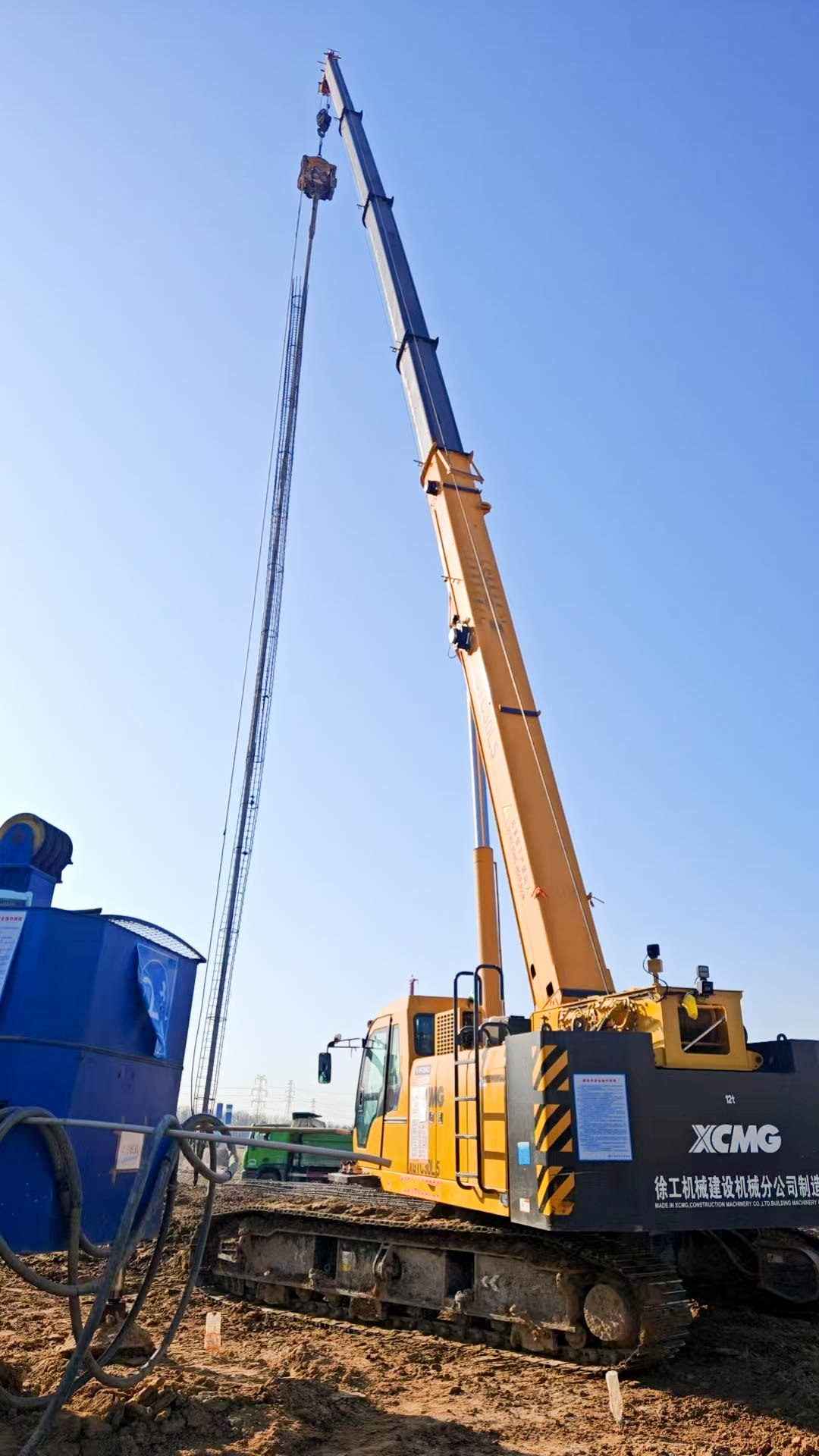 听说工地来了个“巨能扛”？这波操作稳了！XGTC30L5吊装钢筋笼现场纪实